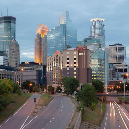 Hilton Garden Inn Minneapolis Downtown Eksteriør billede