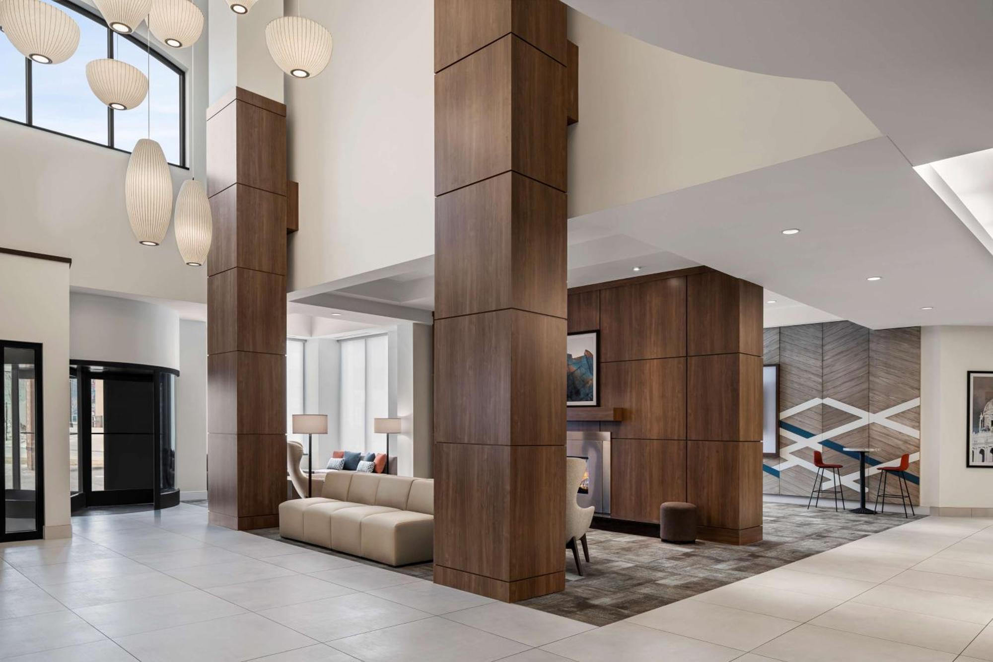 Hilton Garden Inn Minneapolis Downtown Eksteriør billede